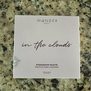 Wander Beauty In the Clouds Eyeshadow Palette